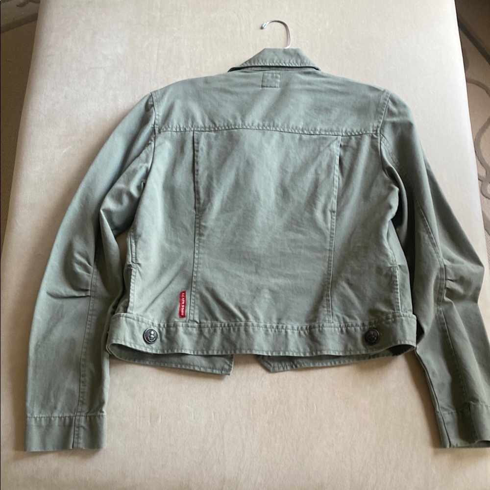 Olive Green Button-Up Jacket - Picture 6 of 10